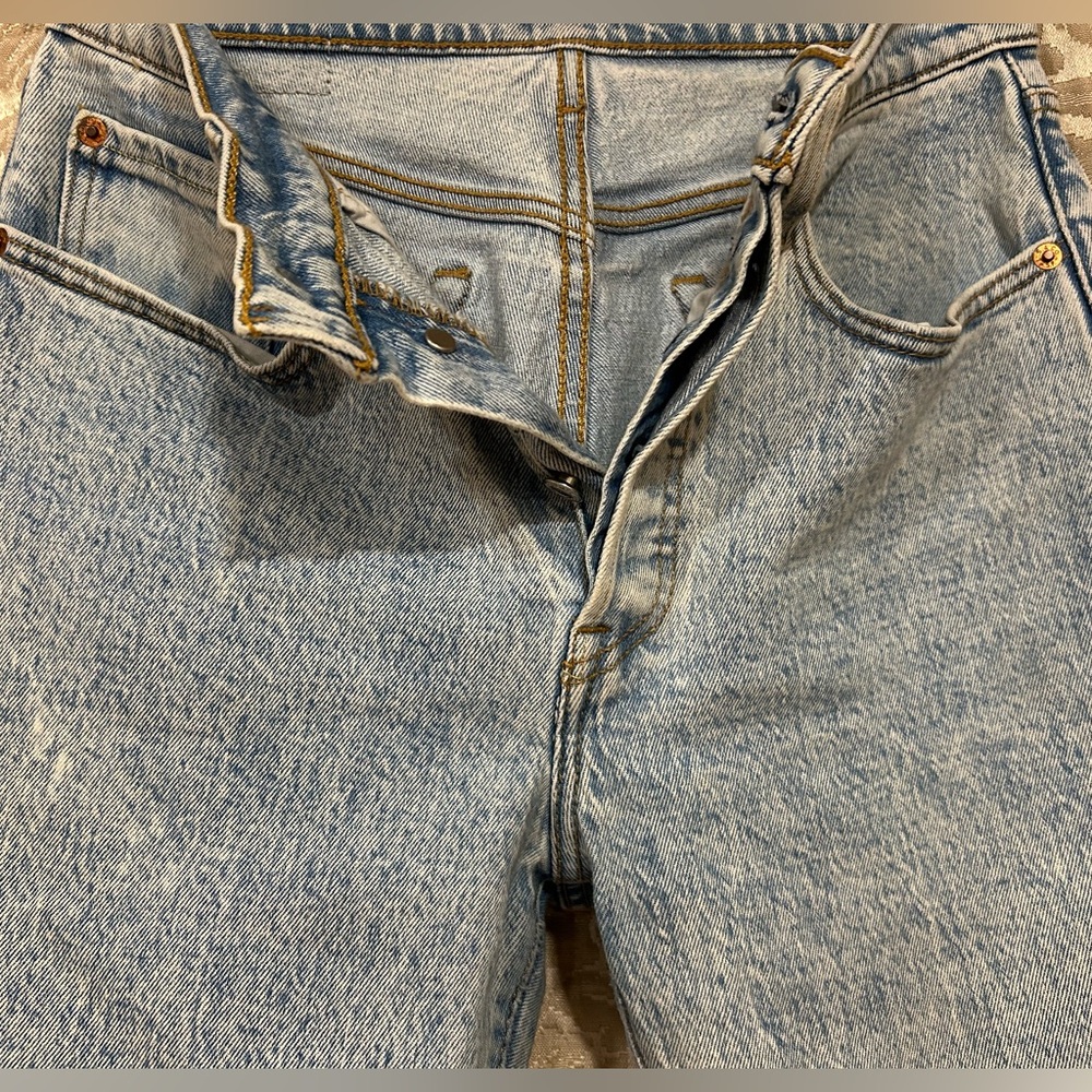 LEVI'S Women's 501 Jeans Size W26 / L26 - Light Blue, Button Fly, Quality - Picture 14 of 16